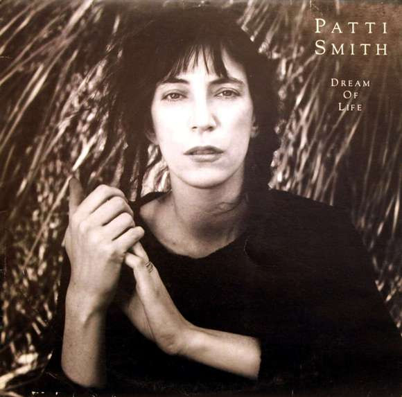 Patti Smith - Dream Of Life (LP, Album)